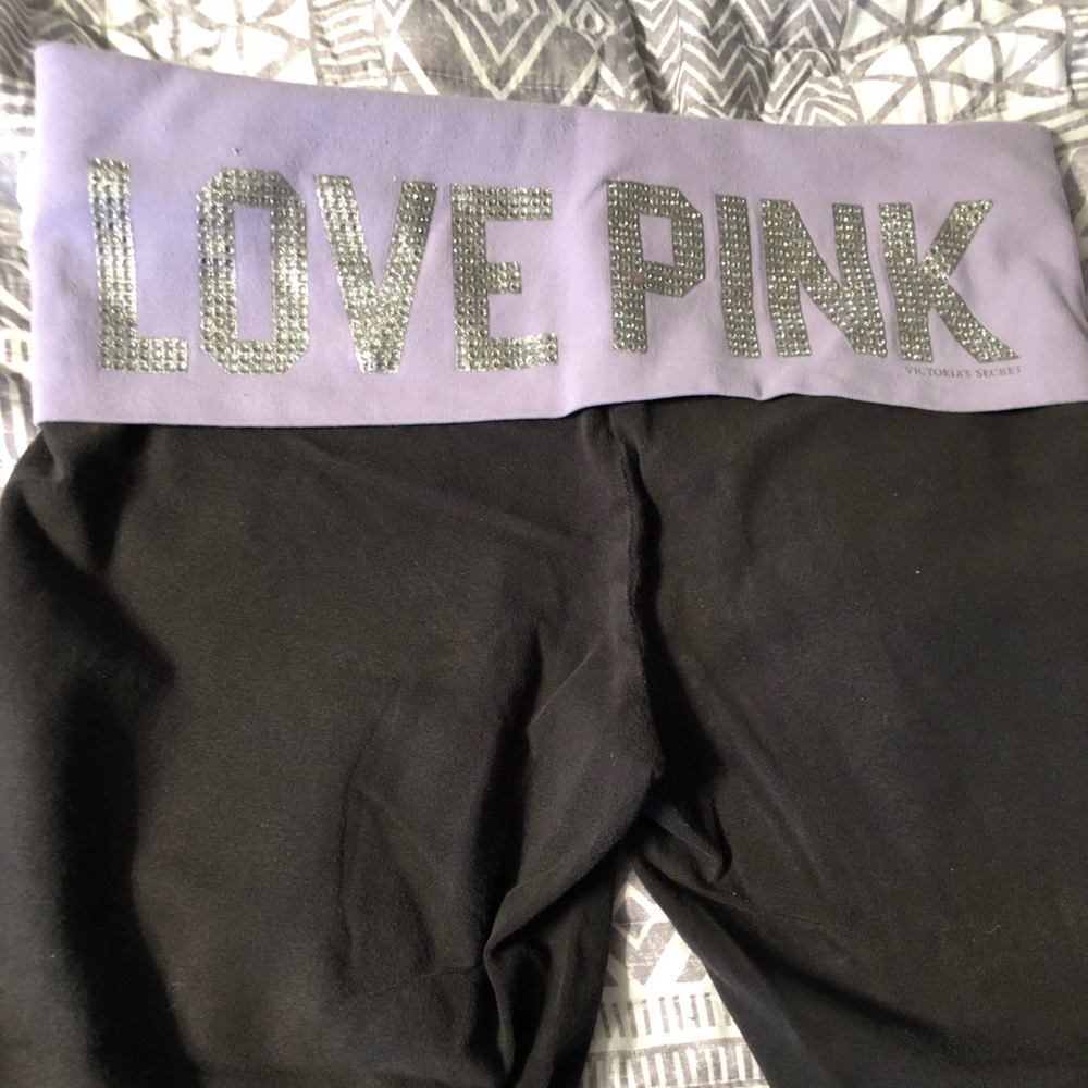 Victoria’s Secret Capri yoga pants